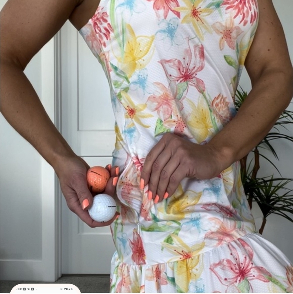 Gottex Golf + Tennis Mini Dress In Lilly Floral Print. - Picture 3 of 8